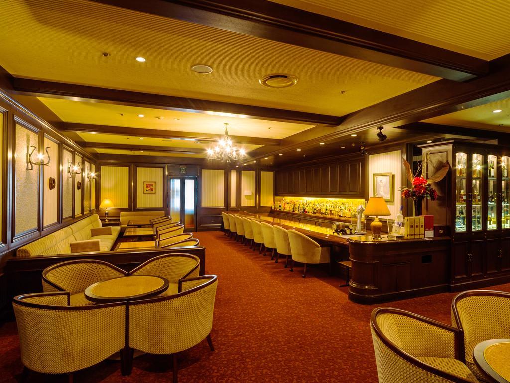 The Crown Palais New Hankyu Kochi Exterior photo